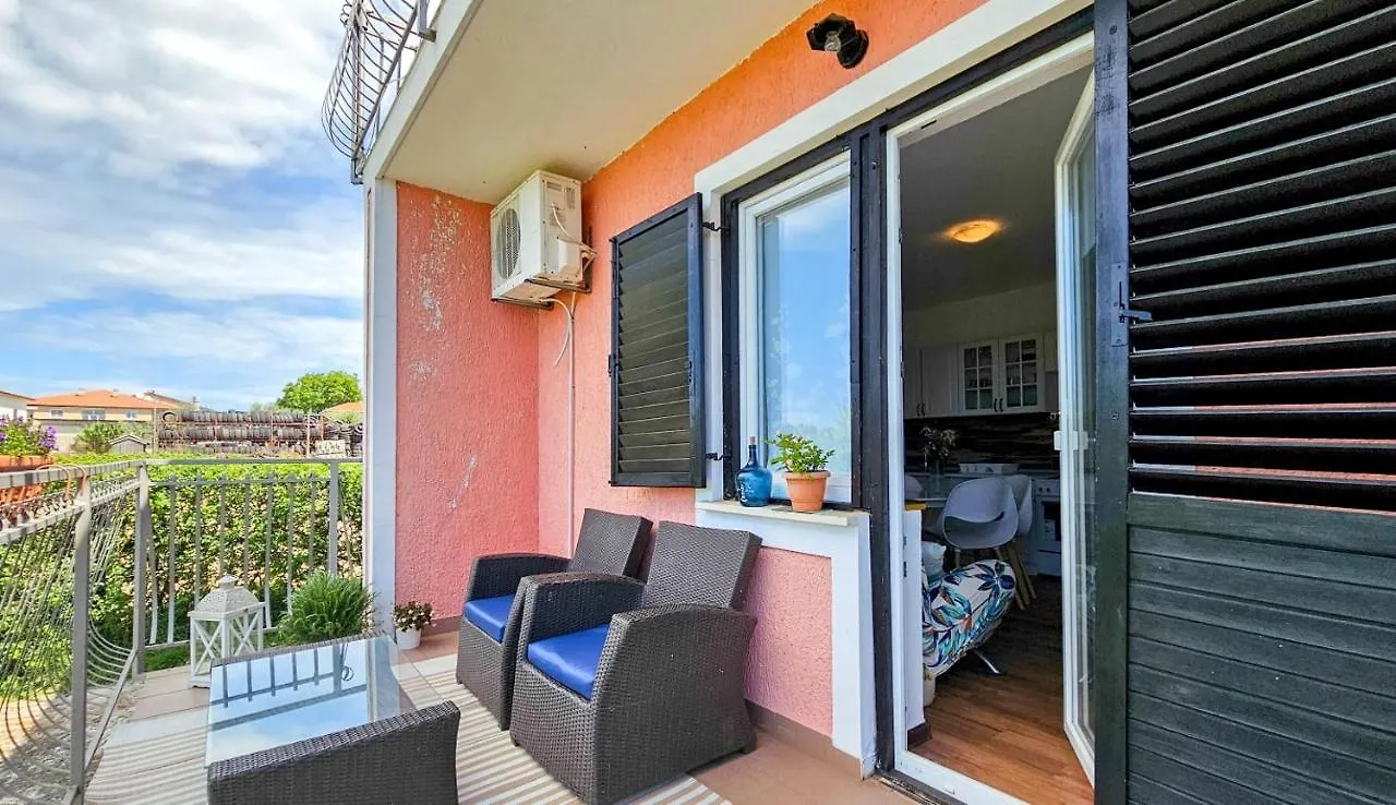 Apartment Zen Novigrad Istria 0*,